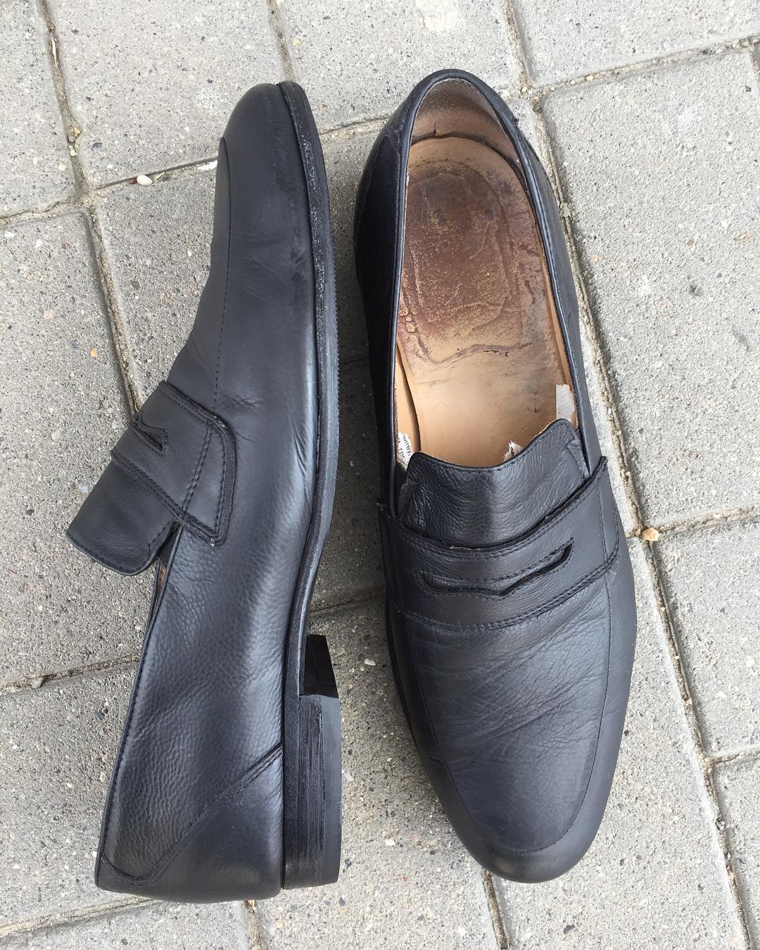 Чёрные лоферы до